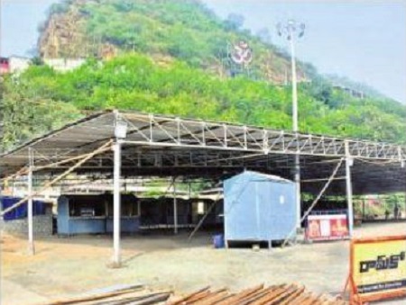 దీక్ష విరమణలకు ఏర్పాట్లు