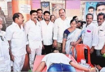 వాడవాడలా సేవా కార్యక్రమాలు