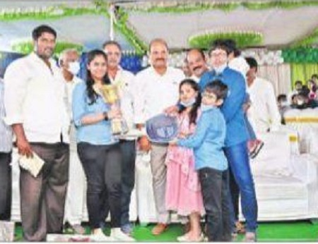 ముగిసిన ఒంగోలు జాతి ఎడ్ల బండలాగుడు పోటీలు