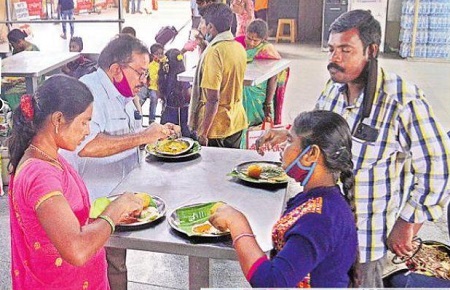 బంతి భోజనం వద్దు... బఫేనే ముద్దు!