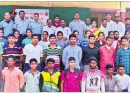 విద్యార్థుల్లో దేశభక్తి పెంపొందాలి