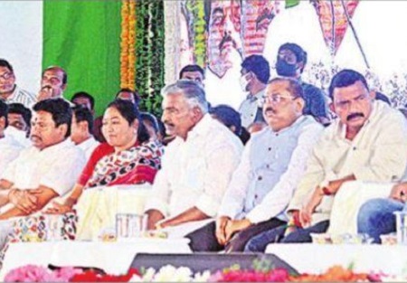 గొల్లపూడిలో పండుగ