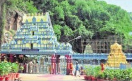 టెంపుల్ టూరిజంపై దృష్టి