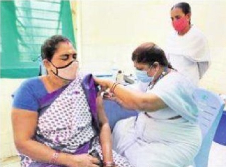 మూడో రోజు 14,606 మందికి వ్యాక్సిన్