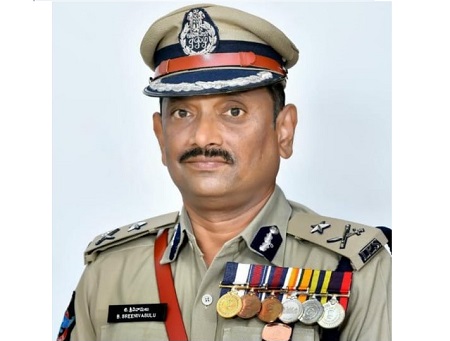 భవానీ దీక్షల విరమణకు పటిష్ట బందోబస్తు