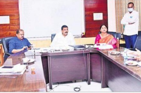 భూసేకరణ త్వరితగతిన పూర్తి చేయాలి