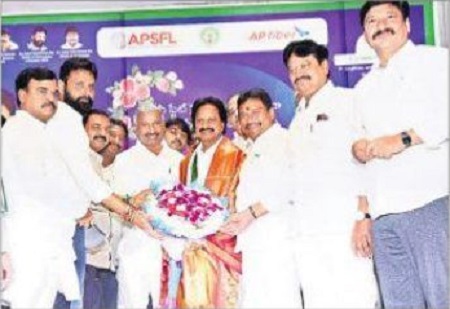 నిస్వార్థంగా పనిచేసే కార్యకర్తలకు గుర్తింపు