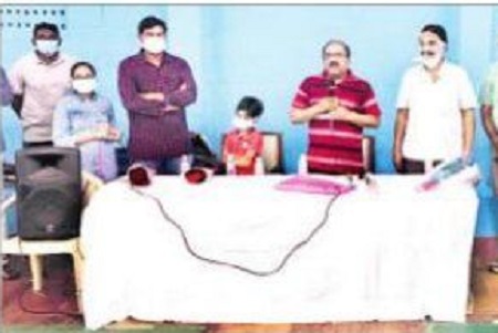 బ్యాట్మింటన్ టోర్నమెంట్ ప్రారంభం