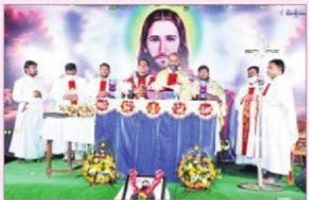 ప్రారంభమైన నవదిన ప్రార్థనలు