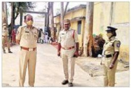 పోలింగ్ సరళి పరిశీలన