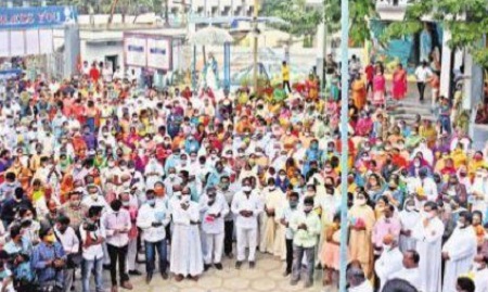 మేరీమాత ఆరాధనతో దేవుని ఆశీర్వాదాలు