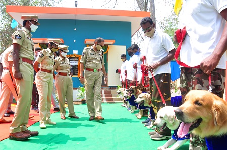 డాగ్ స్క్వాడ్ నూతన భవనం ప్రారంభం