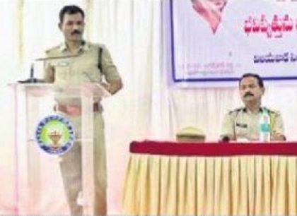 మత్తుతో యువత భవిష్యత్ చిత్తు