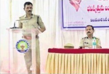 మత్తుతో యువత భవిష్యత్ చిత్తు