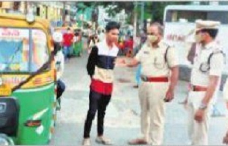 మాస్కులు ధరించకుండా బయటకు రావొద్దు