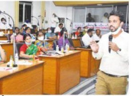 పథకాల అమలుతీరుపై అవగాహన ఉండాలి