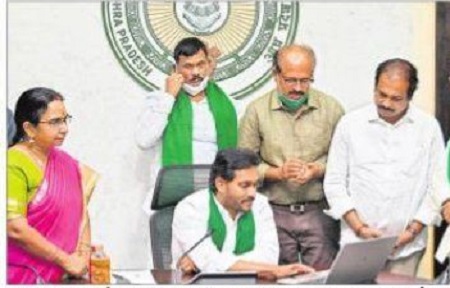 ప్రతి అడుగులోనూ.. రైతన్నకు అండ