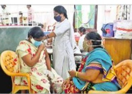 పశ్చిమలో వేగంగా వ్యాక్సినేషన్