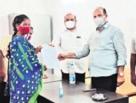 కోవిడ్ బాధిత కుటుంబాలకు బాసటగా ప్రభుత్వం