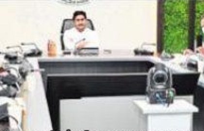 కోవిడ్ ఆసుపత్రుల్లో ఏ లోటూ రాకూడదు