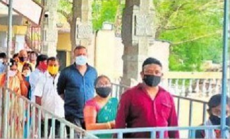 ఇంద్రకీలాద్రిపై రద్దీ