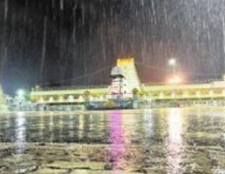 వేగంగా విస్తరిస్తున్న 'నైరుతి'