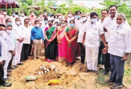అన్ని హంగులతో ప్రభుత్వ భవన నిర్మాణాలు