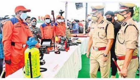 ఆపదలో ఆత్మబంధువులు