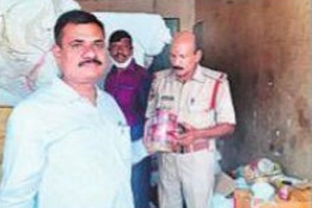 వన్‌టౌన్‌లో భారీగా గుట్కా పట్టివేత
