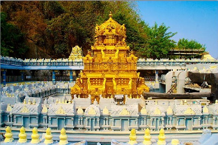 18న దుర్గమ్మకు తెలంగాణ బంగారు బోనం