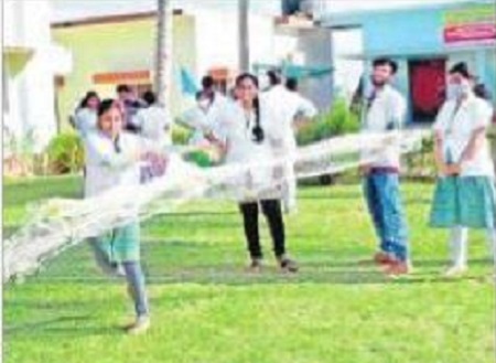 పశ్చిమ డెల్టాలో ఫిషరీస్ వర్సిటీ