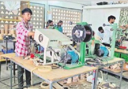 ఔత్సాహికులకు ఆహ్వానం