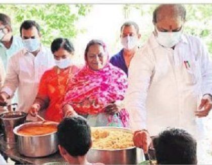 భక్తిశ్రద్ధలతో గురు పౌర్ణమి వేడుకలు