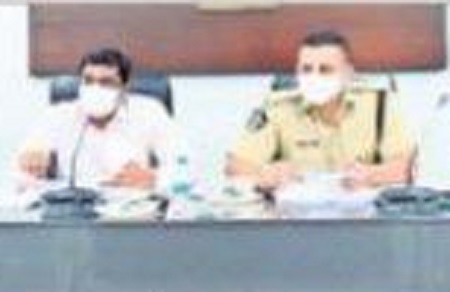 అట్రాసిటీ కేసులు పరిష్కారానికి చొరవ చూపాలి