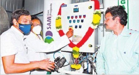 పూర్వ విద్యార్థుల సహకారం మరువలేనిది