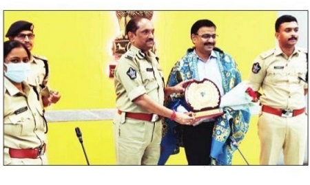 కోవిడ్ సేవలు భేష్!