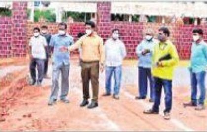 స్వాతంత్ర్య వేడుకల పనులు వేగవంతం చేయాలి