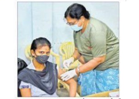 18 ఏళ్లు దాటిన వారికీ టీకాలు