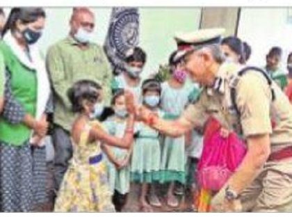 అనాథ బాలల సంరక్షణ సమాజ బాధ్యత
