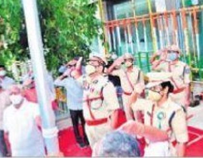 త్యాగాల ఫలితమే స్వాతంత్య్రం