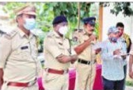 సీజింగ్ వాహనాలు వేలం