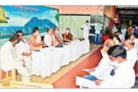 దసరా ఏర్పాట్లపై తొలి సమీక్ష