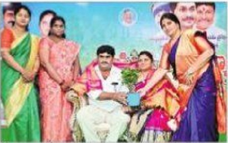 కళాకారులకు ప్రభుత్వం అండ