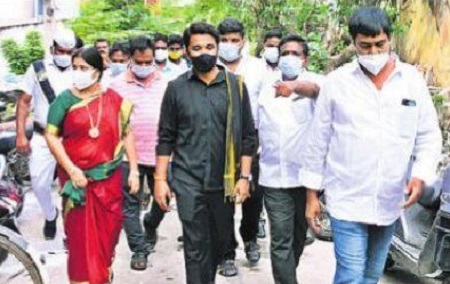 డ్రైనేజీ, మెట్ల సమస్య పరిష్కారానికి చర్యలు