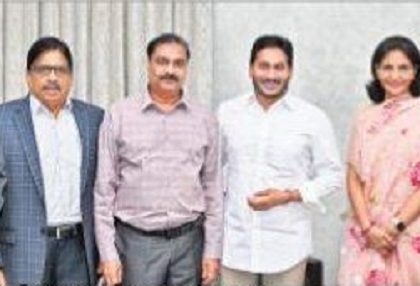 అపోలో రూ.2 కోట్ల విరాళం