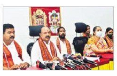 ఉత్సవాలకు సంసిద్ధం