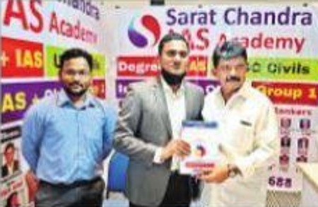 కృషి, పట్టుదల, ఆత్మవిశ్వాసం ముఖ్యం