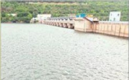 నదులన్నీ కడలి వైపు ఉరకలు