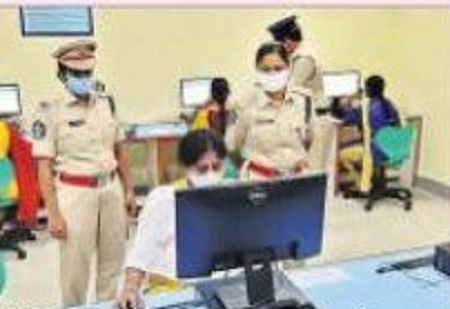 ప్రశాంతంగా ముగిసిన మహిళా పోలీసుల పరీక్ష