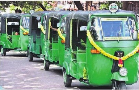 ఆటో ప్రయాణంలో ఎలక్ట్రిక్